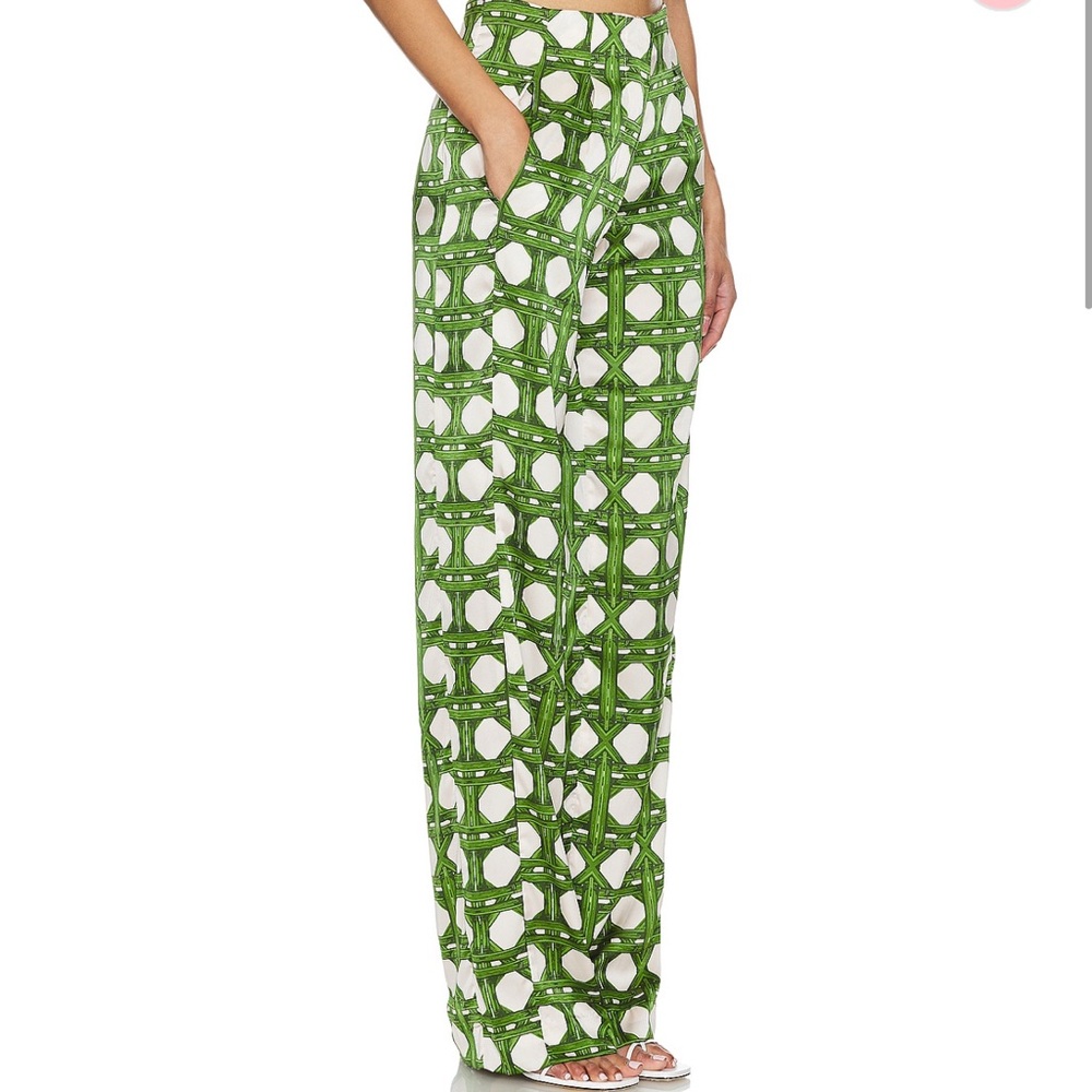 Chic Green Geometric Pattern Pants - image 2